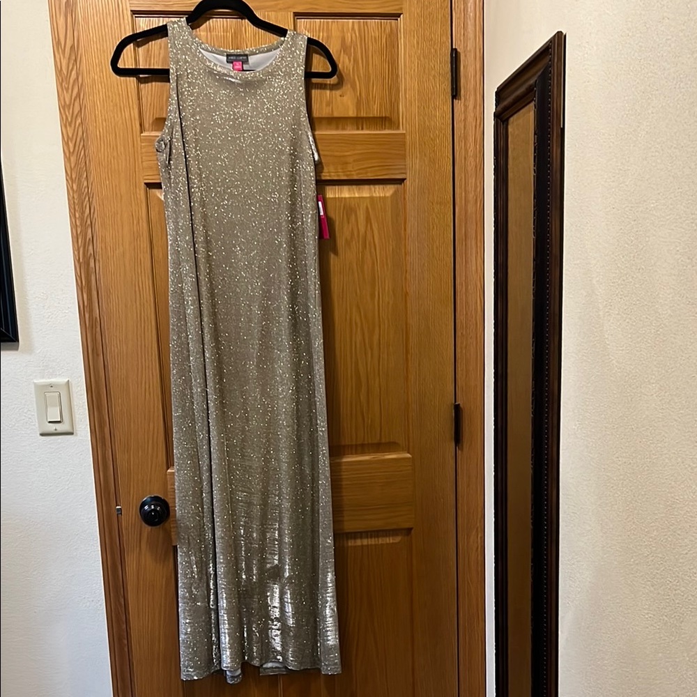 Vince Camuto Gold Sleeveless Halter Gown